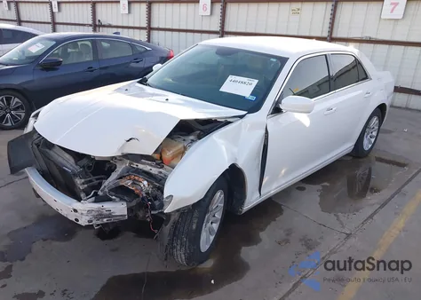 2014 Chrysler 300 из США, поврежденный, VIN 2C3CCAAG3EH357153